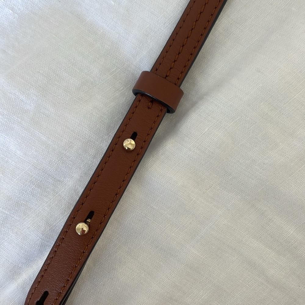 Chloe Faye Crossbody Brown Leather - Picture 9 of 10